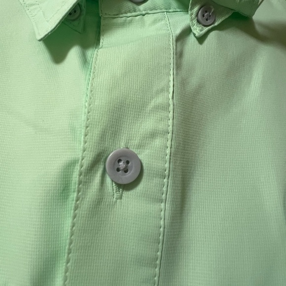 Men's Pastel Green Short Sleeve Button Down Shirt - Picture 4 of 8